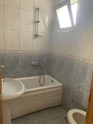 Гостевой дом Apartments Dibra Улцинь Стандартный двухместный номер с 1 кроватью-3